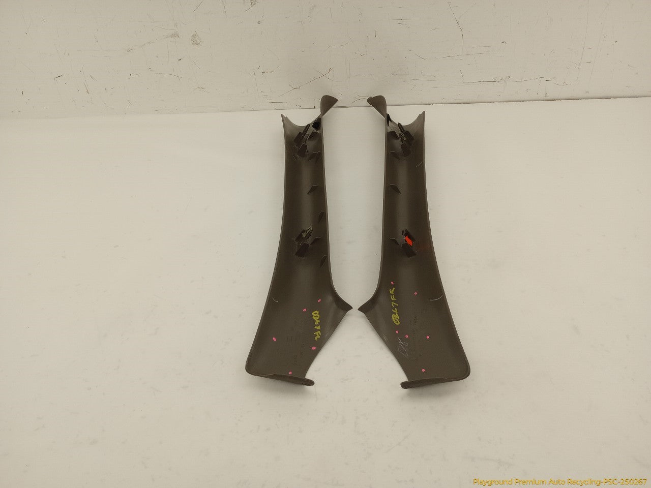 Ford Mustang Pair Of Front A Pillar Trim - 0