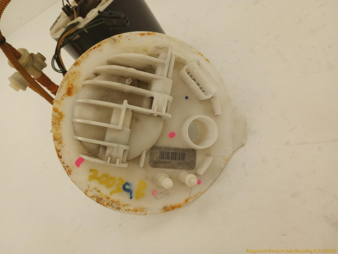 Land Rover LR2 Fuel Pump