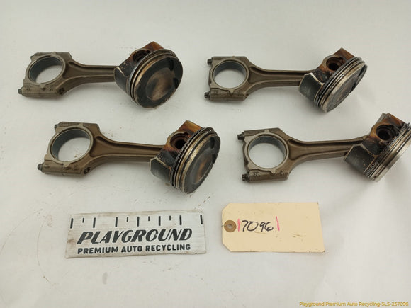 Audi A5 Set Of 4 Piston & Connecting Rods