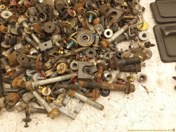 Ford Mustang Dismantling Hardware Fasteners Bolts & Nuts