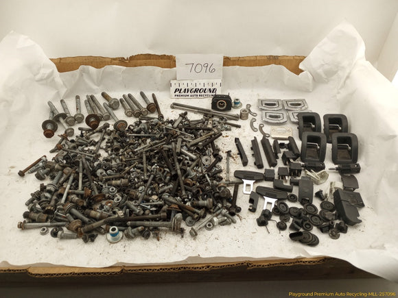 Audi A5 Dismantling Hardware Fasteners Bolts & Nuts