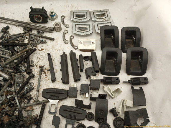 Audi A5 Dismantling Hardware Fasteners Bolts & Nuts