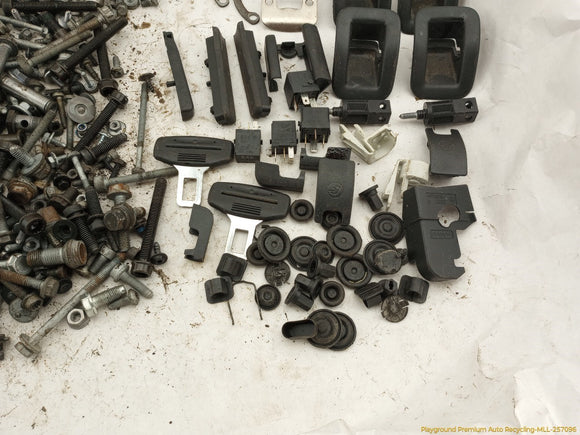 Audi A5 Dismantling Hardware Fasteners Bolts & Nuts