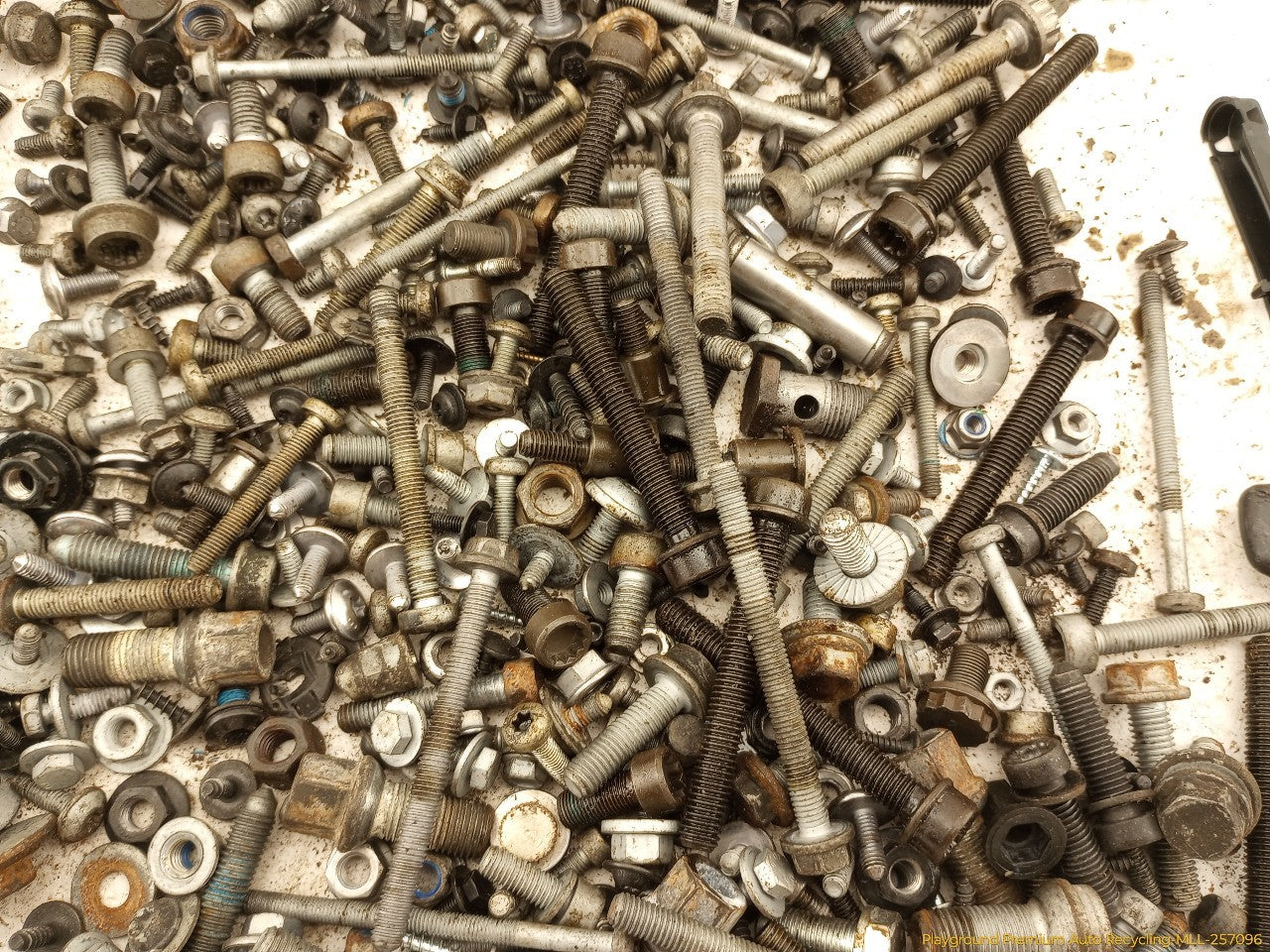 Audi A5 Dismantling Hardware Fasteners Bolts & Nuts