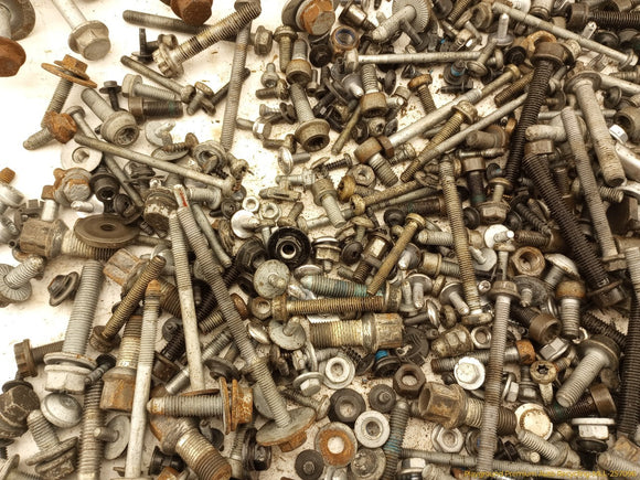 Audi A5 Dismantling Hardware Fasteners Bolts & Nuts