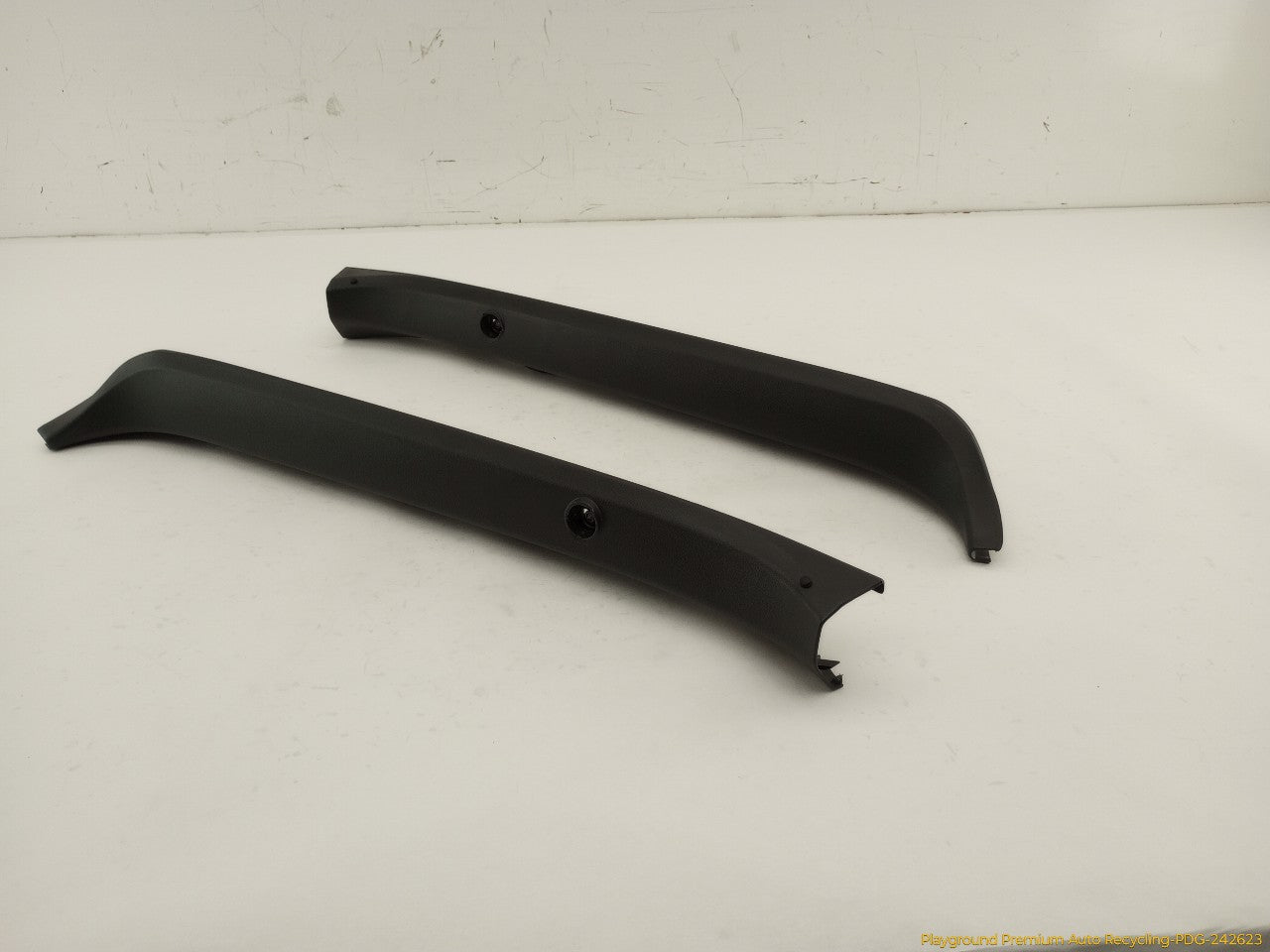 Acura RSX Pair Of Rear Back Glass Trim