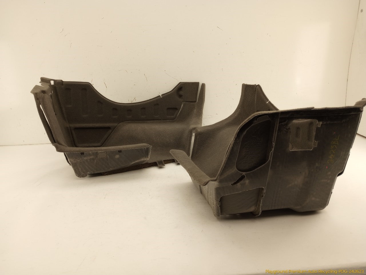 Acura RSX Pair Of Rear Trunk Side Carpet Trim