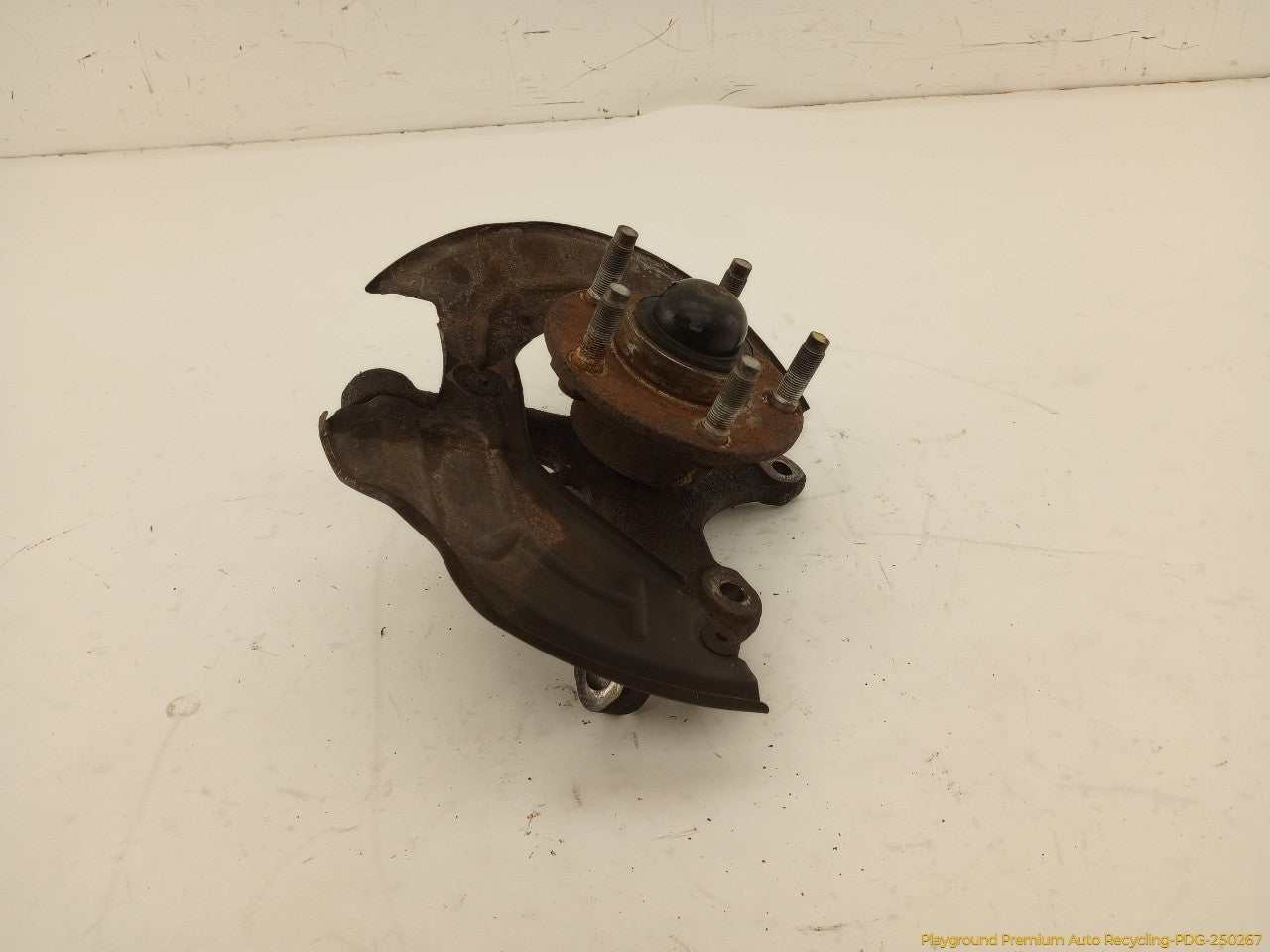 Ford Mustang Passenger Right Front Spindle Knuckle Hub