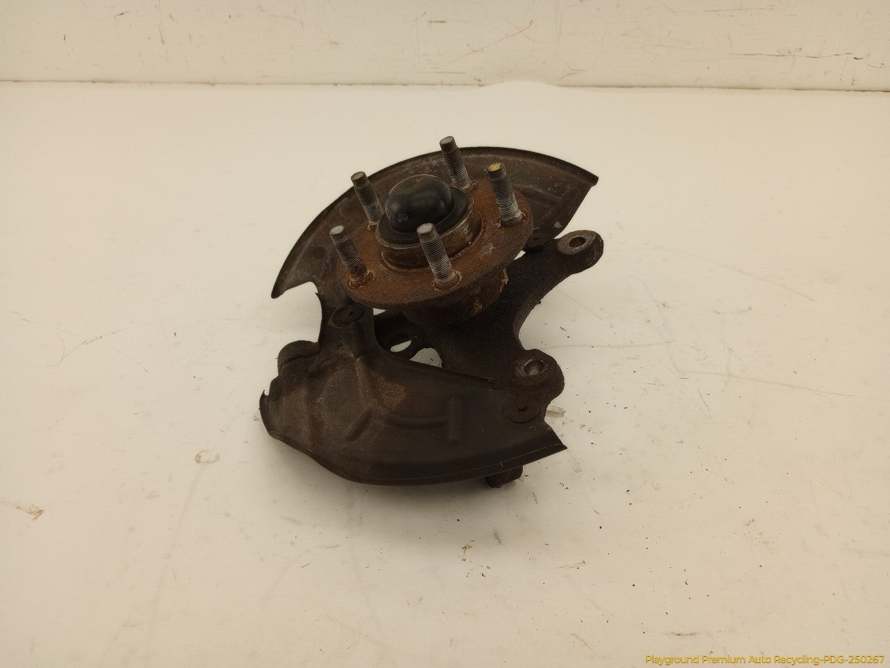 Ford Mustang Passenger Right Front Spindle Knuckle Hub