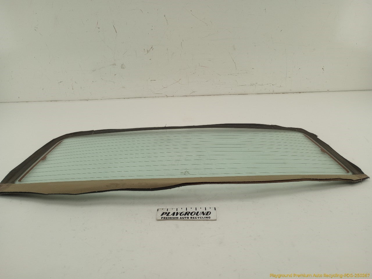 Ford Mustang Back Glass