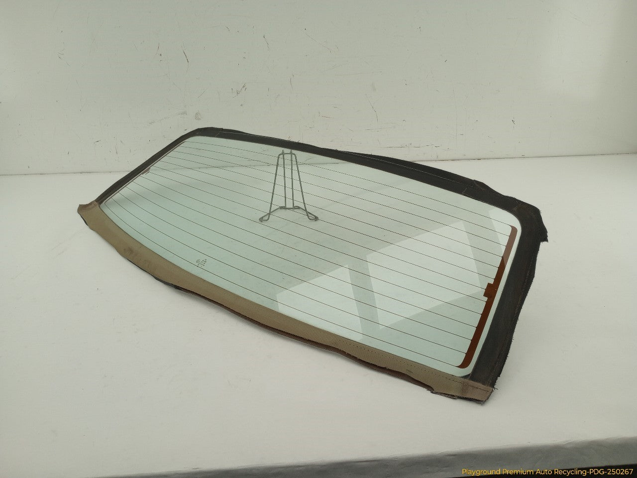 Ford Mustang Back Glass