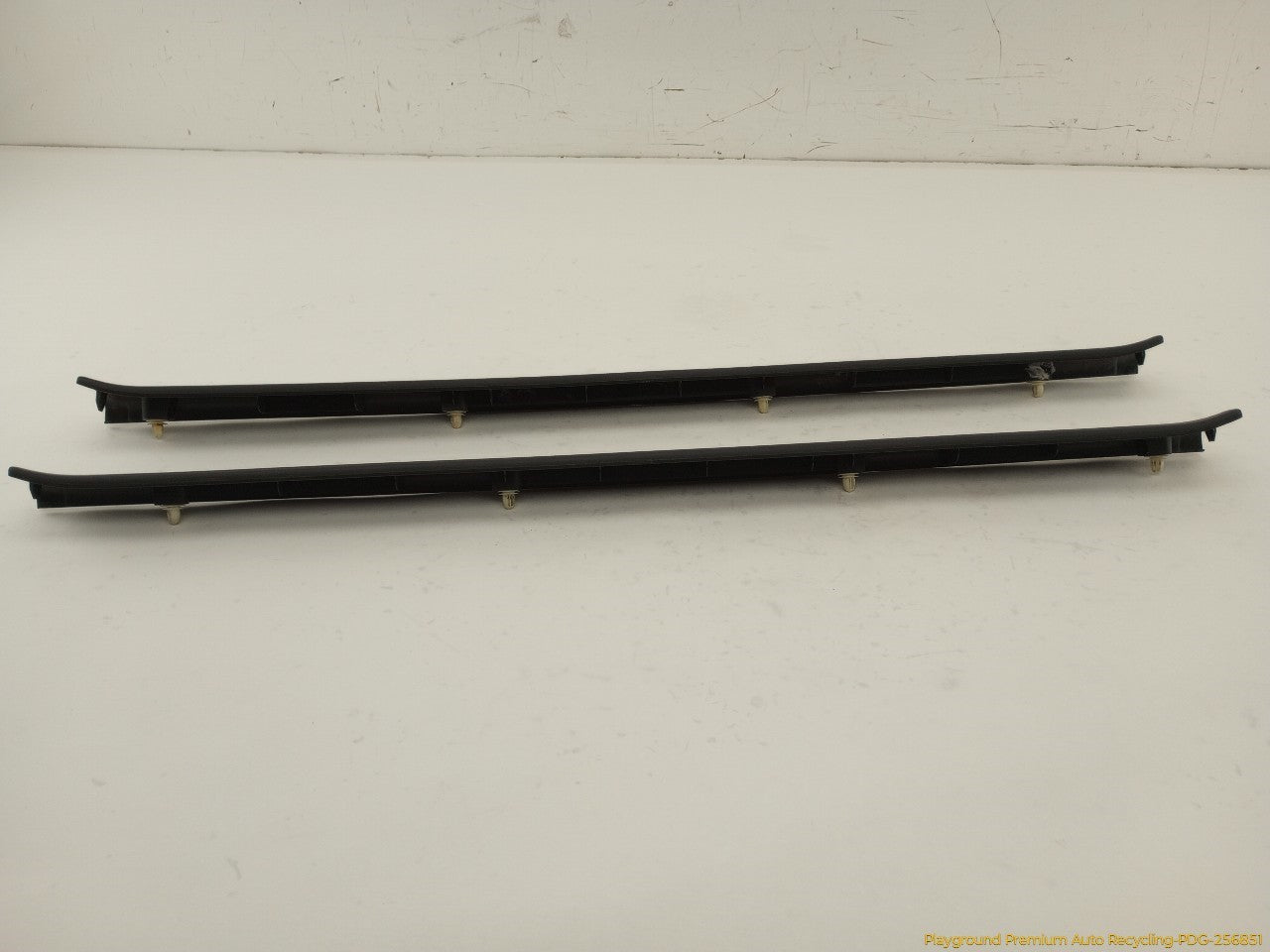 Acura RSX Pair Of Front Door Sill Trim - 0