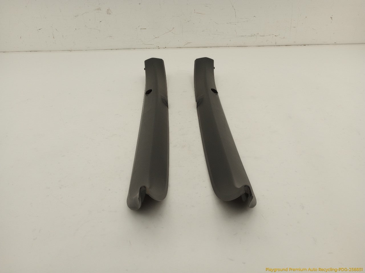Acura RSX Pair Of Rear Back Glass Trim