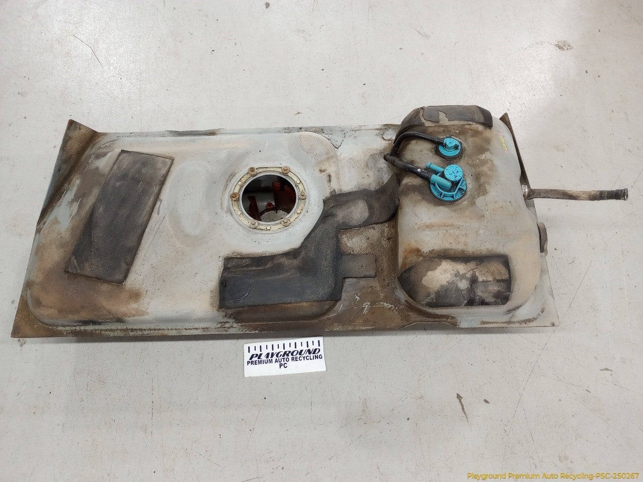 Ford Mustang Fuel Gas Tank
