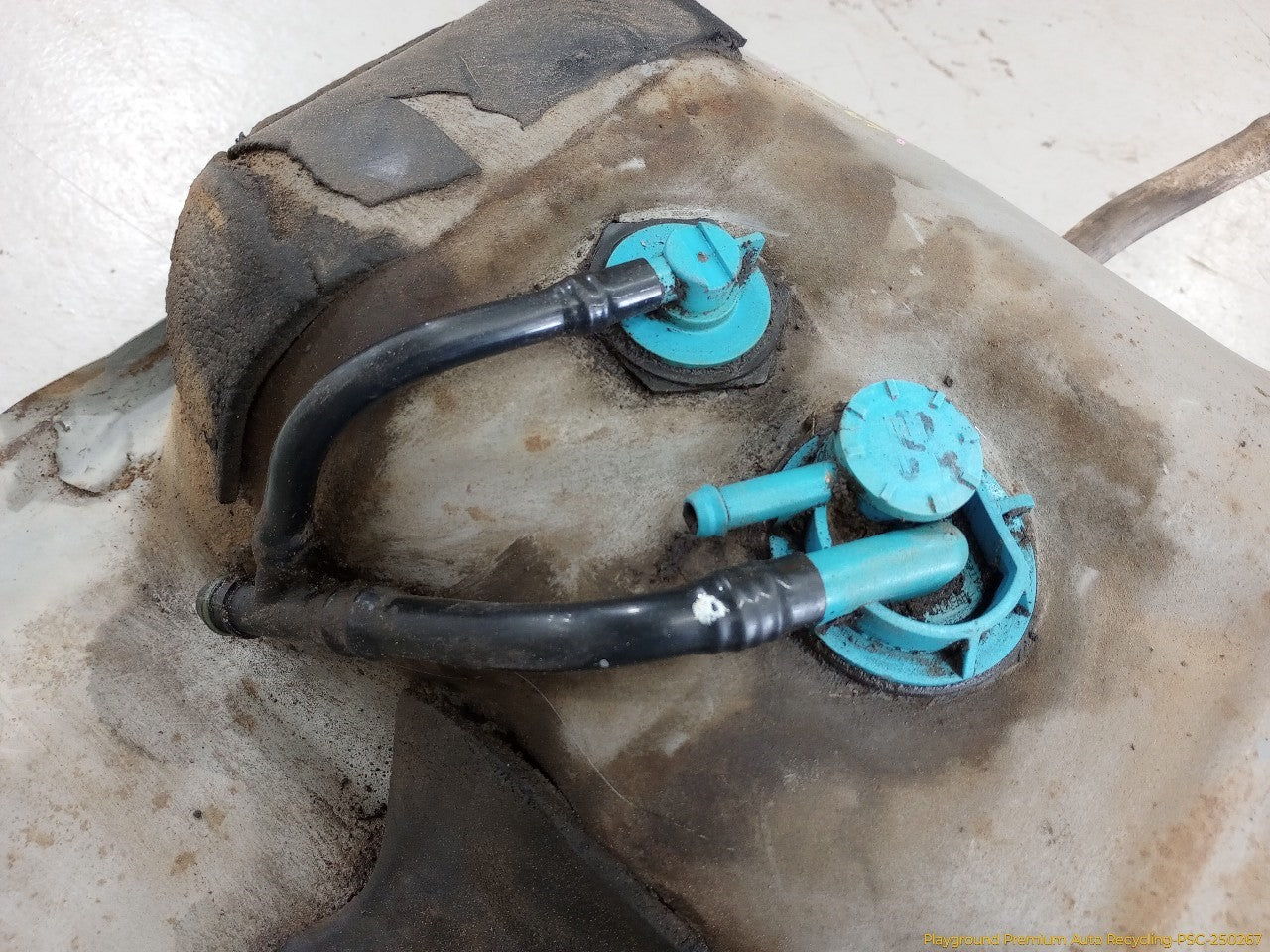 Ford Mustang Fuel Gas Tank