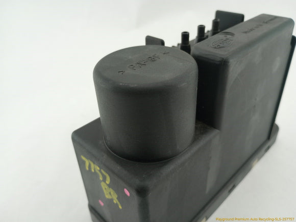 Mercedes SL320 Center Door Locking Vacuum Pump