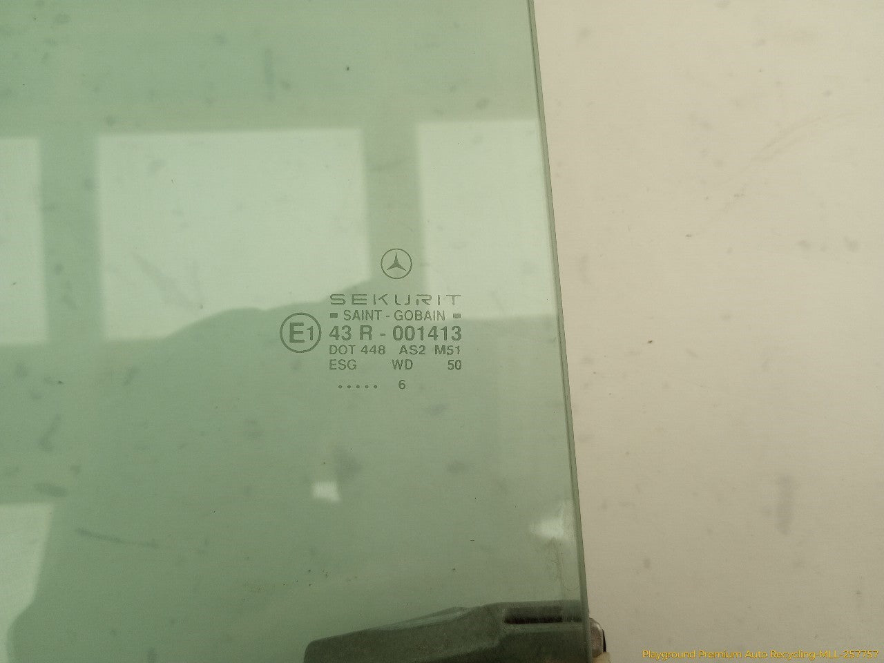 Mercedes SL320 Passenger Right Front Door Window Glass