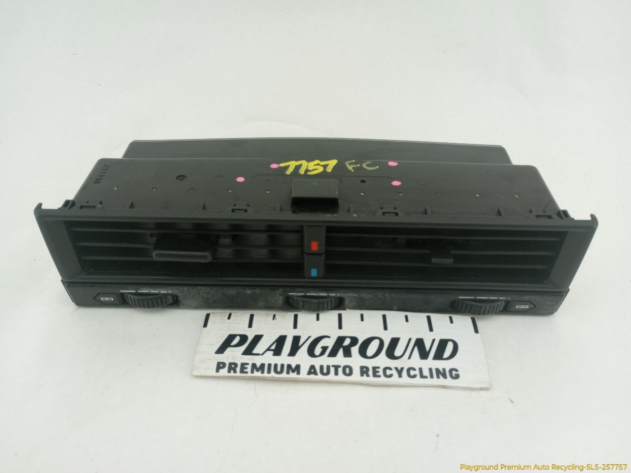 Mercedes SL320 Dashboard Air Vent