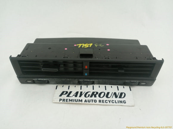 Mercedes SL320 Dashboard Air Vent