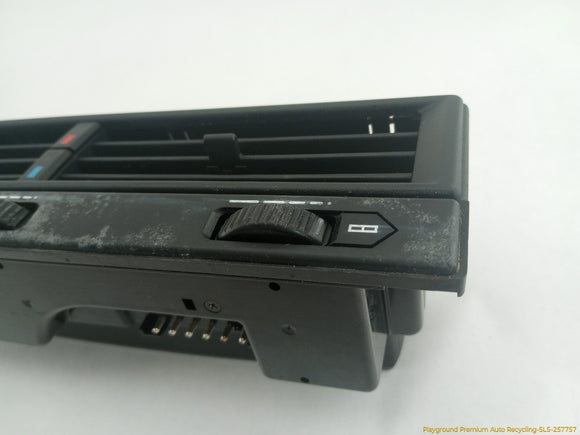 Mercedes SL320 Dashboard Air Vent