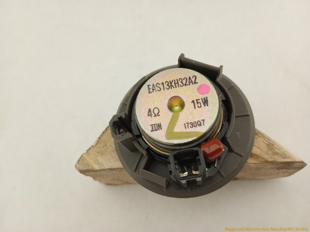 Acura RSX Pair Of Dashboard Audio Speakers
