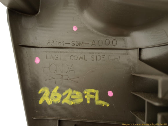 Acura RSX Pair Of Front Kick Trim