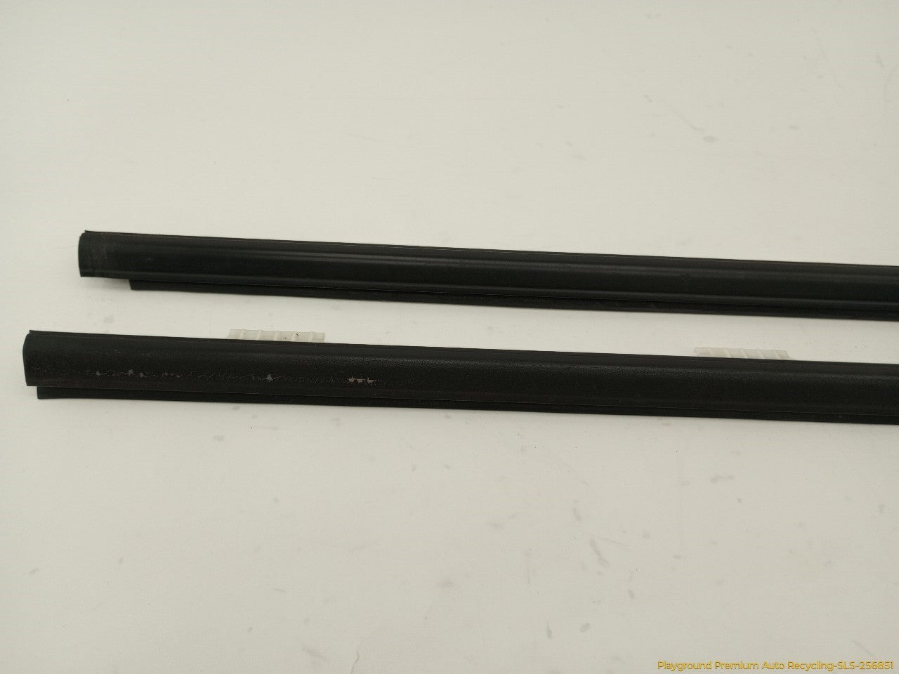 Acura RSX Pair Of Front Door Window Belt Moldings