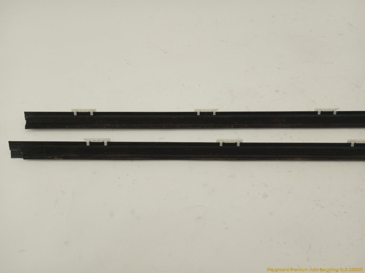 Acura RSX Pair Of Front Door Window Belt Moldings