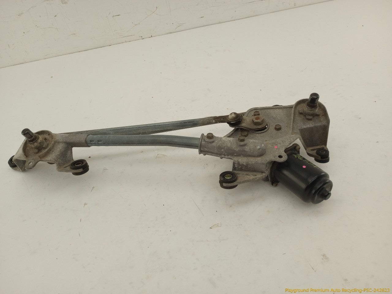 Acura RSX Windshield Wiper Transmission & Motor - 0