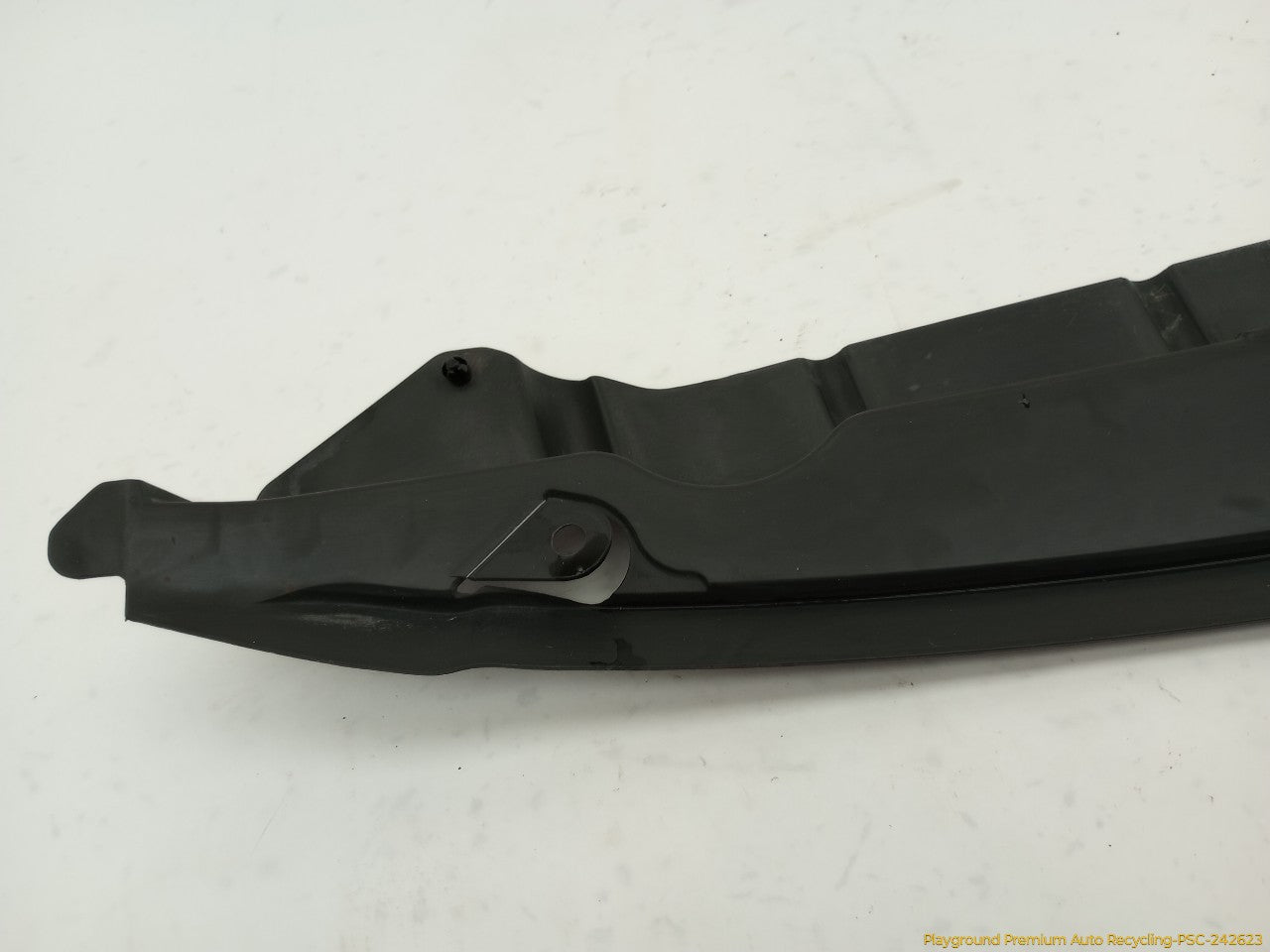 Acura RSX Pair Of Front Side Fender Trim
