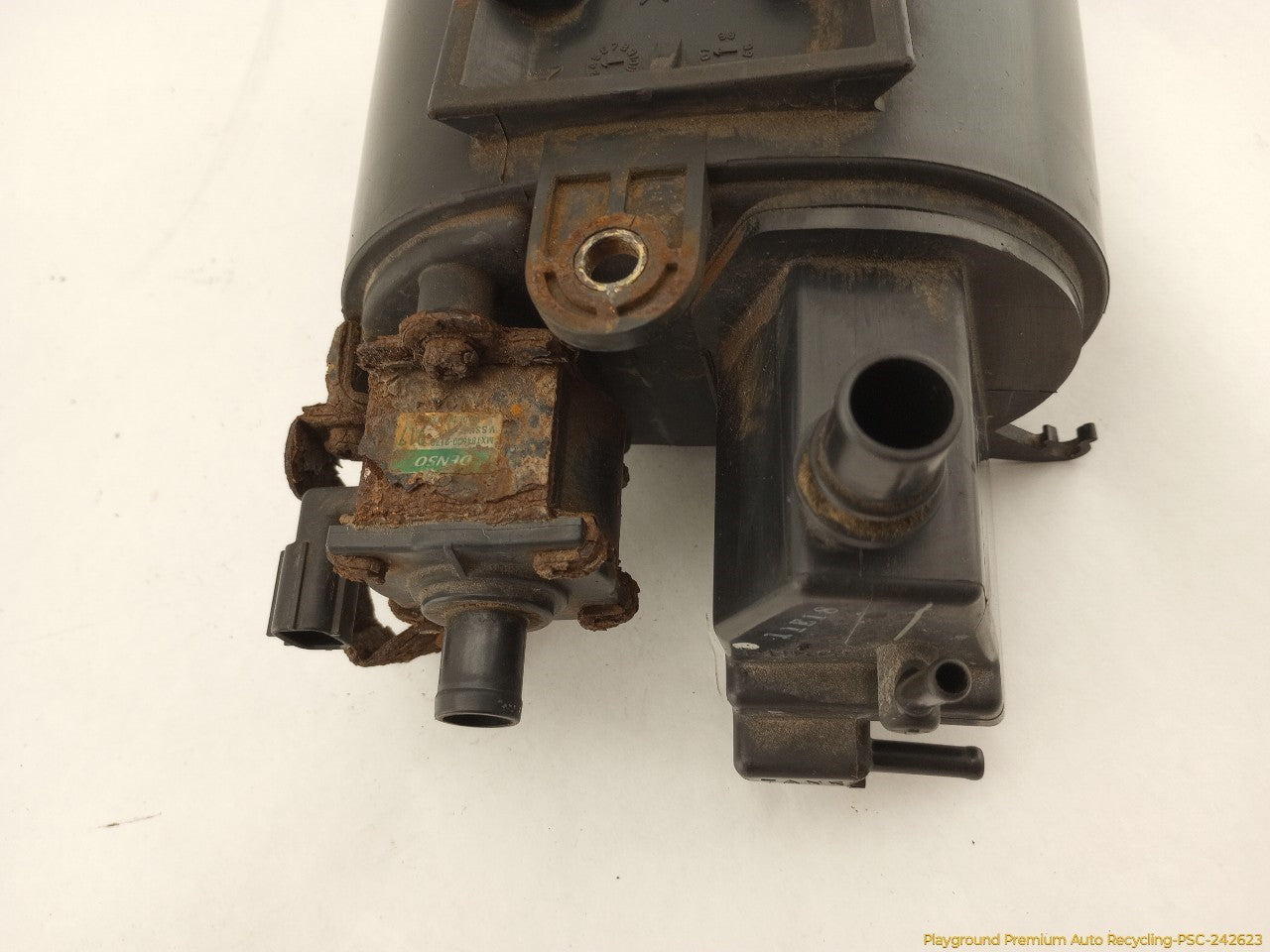 Acura RSX Fuel Vapor Charcoal Canister