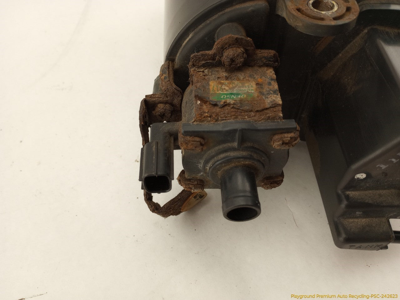 Acura RSX Fuel Vapor Charcoal Canister
