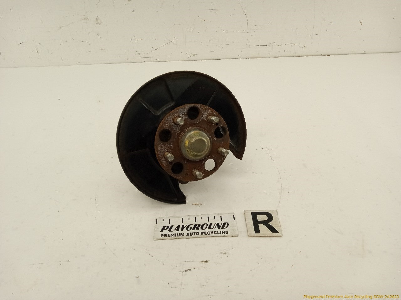 Acura RSX Passenger Right Rear Spindle Knuckle Hub