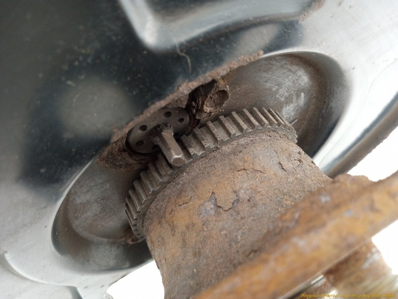 Acura RSX Passenger Right Rear Spindle Knuckle Hub