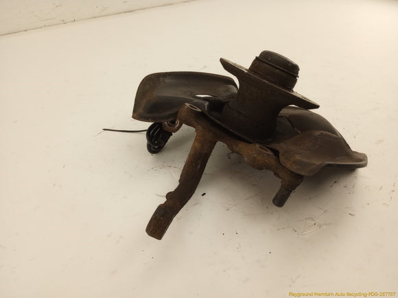 Mercedes SL320 Passenger Right Front Spindle Knuckle Hub