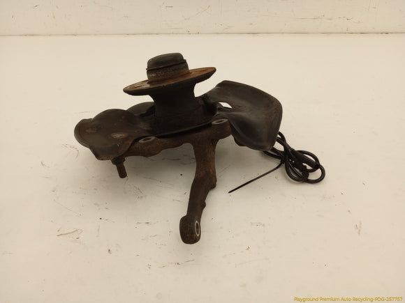 Mercedes SL320 Driver Left Front Spindle Knuckle Hub