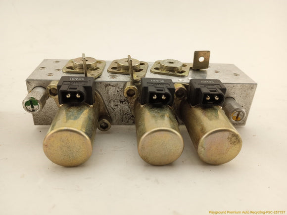 Mercedes SL320 Pair Of Convertible Hydraulic Blocks
