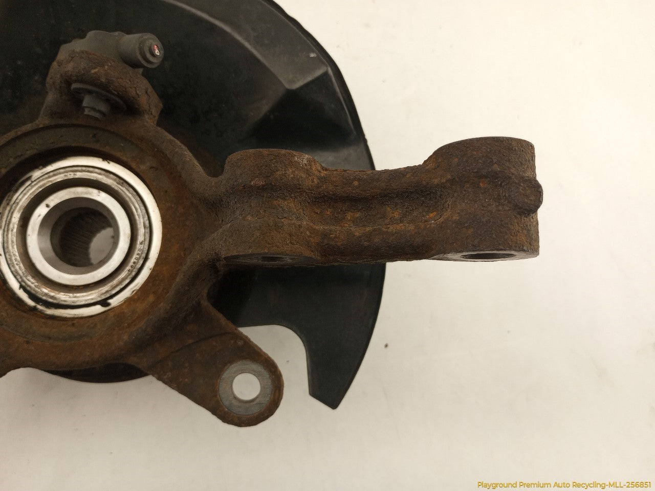 Acura RSX Passenger Right Front Spindle Knuckle Hub