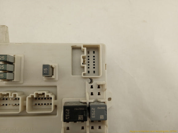 Cadillac CTS Passenger Right Cabin Fuse Box