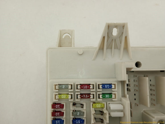 Cadillac CTS Passenger Right Cabin Fuse Box