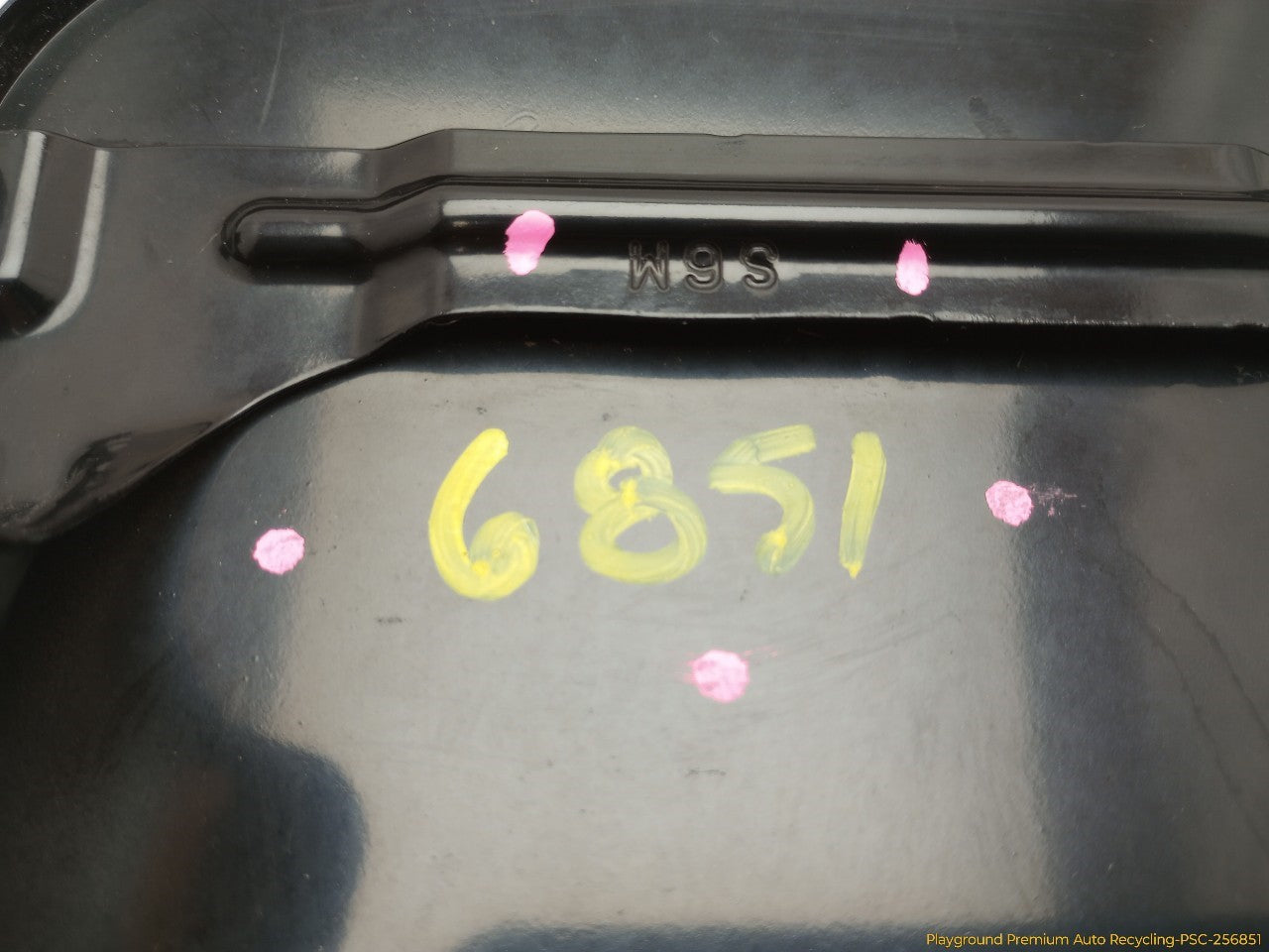 Acura RSX Fuel Filler Door