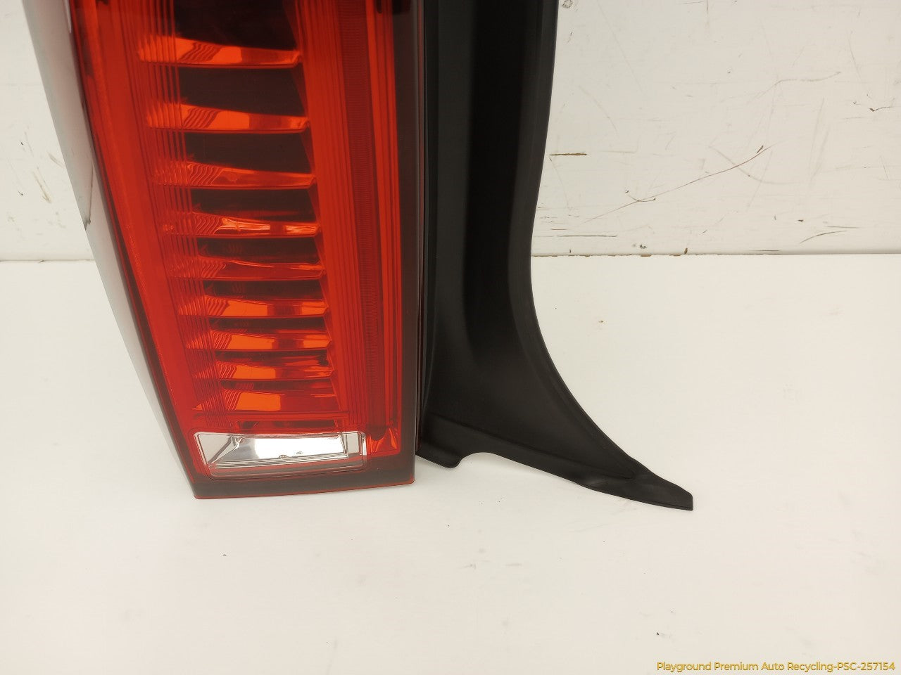 Cadillac CTS Driver Left Rear Tail Lamp