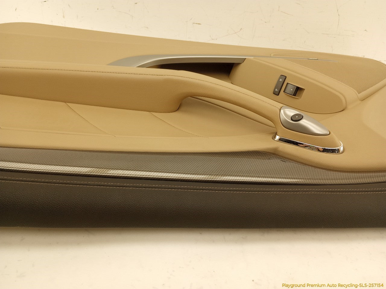 Cadillac CTS Passenger Right Front Door Trim