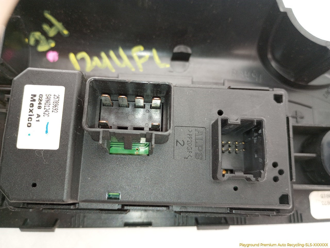 Chevrolet Silverado 1500 Driver Left Front Master Window Switch