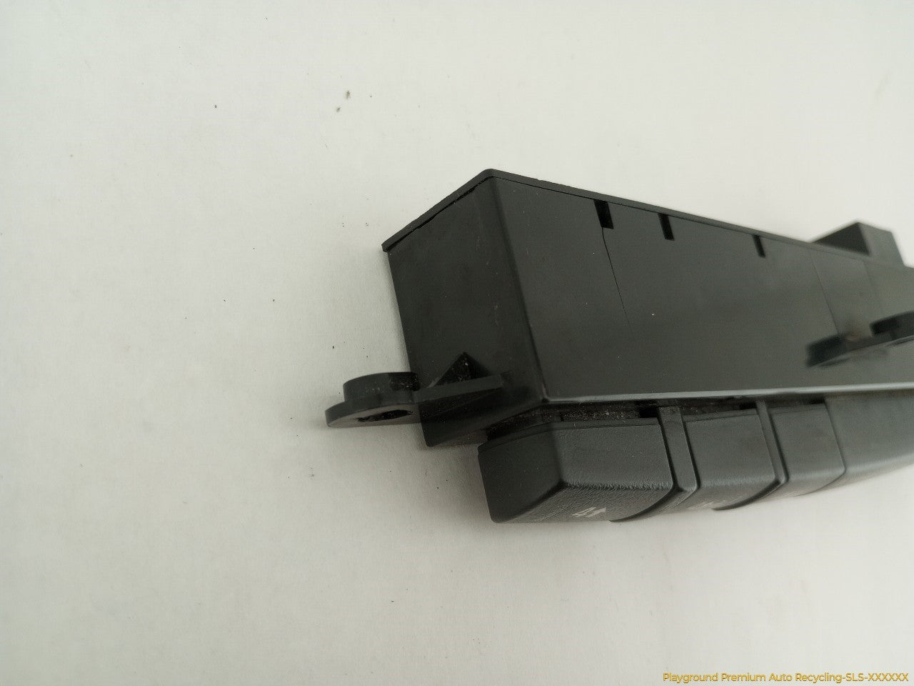 Hummer H3 Transfer Case Control Switch