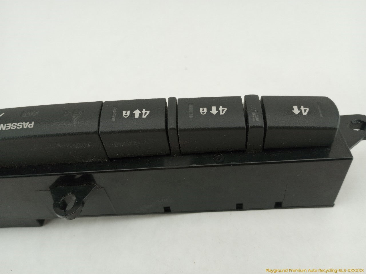 Hummer H3 Transfer Case Control Switch