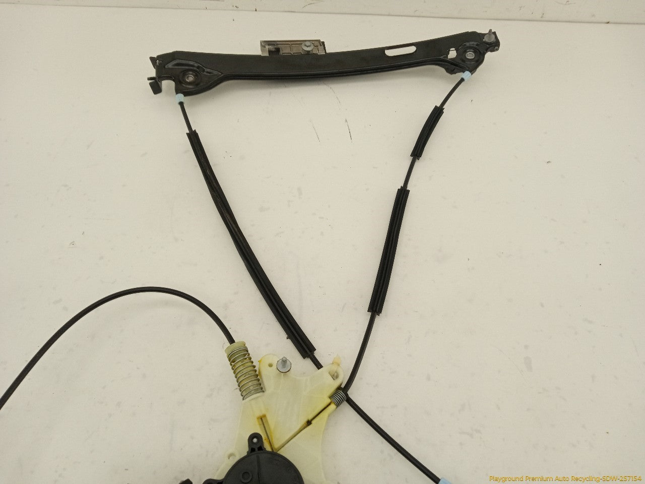 Cadillac CTS Driver Left Front Door Window Regulator