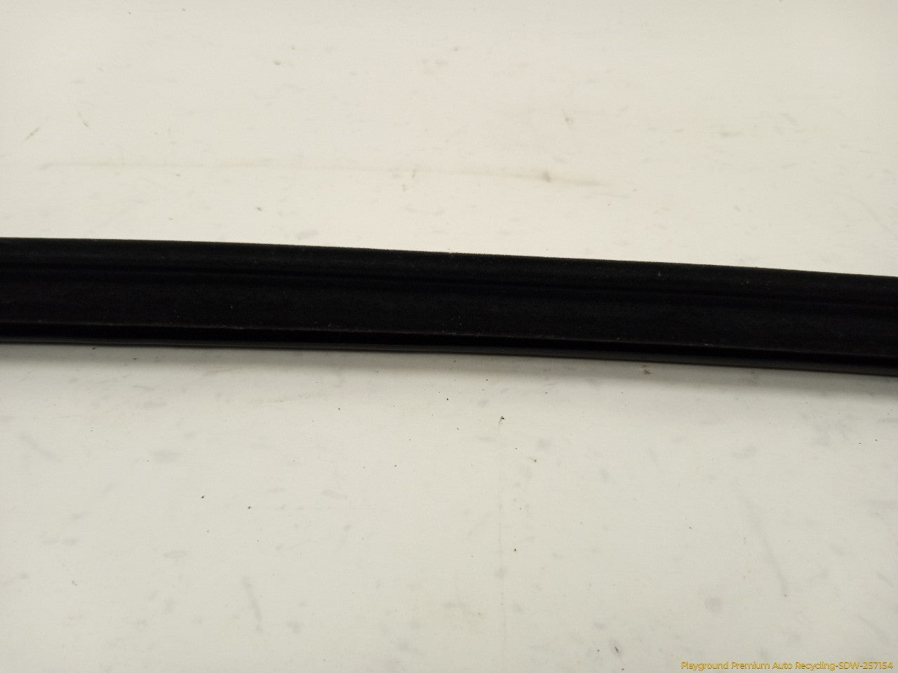 Cadillac CTS Driver Left Front Door Inner Molding