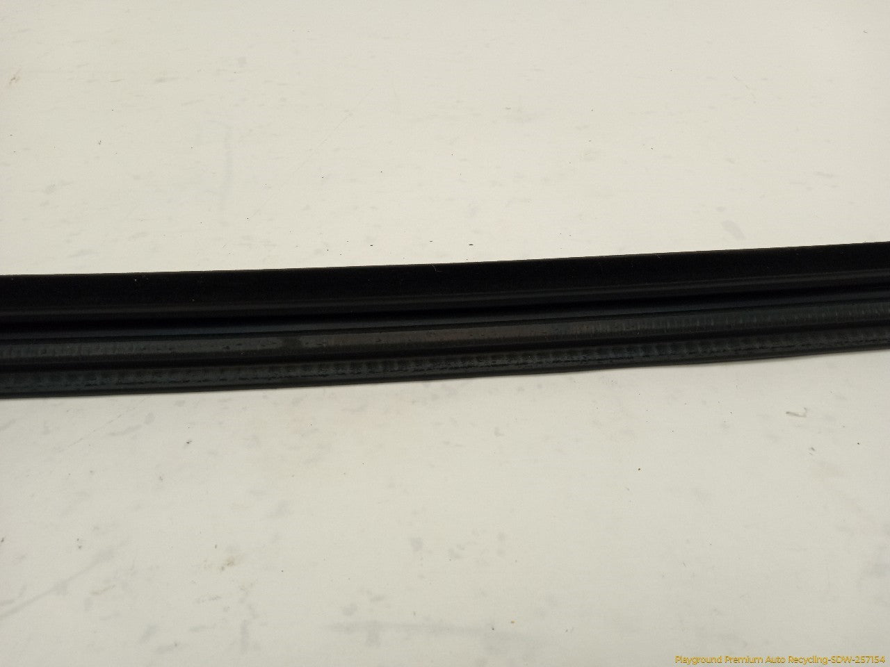 Cadillac CTS Passenger Right Front Door Inner Molding