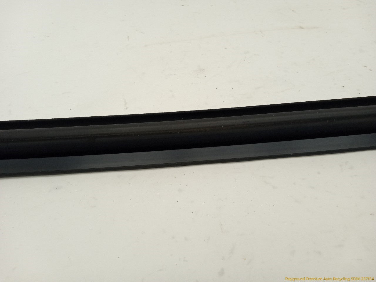Cadillac CTS Passenger Right Front Door Inner Molding